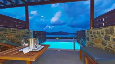 ROYAL MARMIN BAY BOUTIQUE & ART