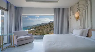 ROYAL MARMIN BAY BOUTIQUE & ART