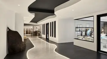 Royal Myconian - Leading Hotels of the World