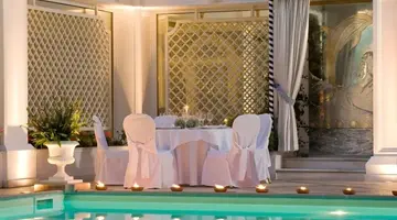 Royal Olympic Hotel