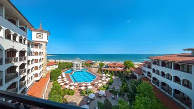 Royal Palace Helena Sands
