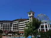 Royal Palace Helena Sands