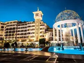Royal Palace Helena Sands