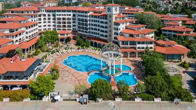 Royal Palace Helena Sands
