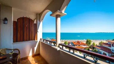 Royal Palace Helena Sands