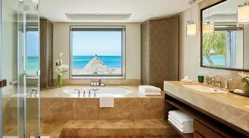 Royal Palm Beachcomber Luxury