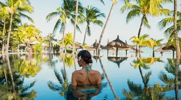 ROYAL PALM BEACHCOMBER LUXURY