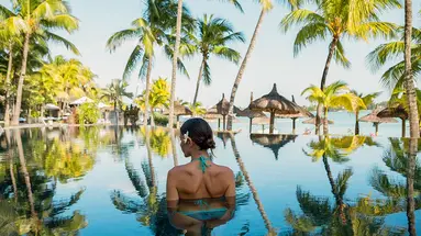ROYAL PALM BEACHCOMBER LUXURY