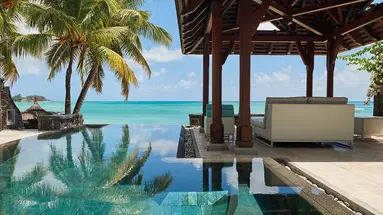 ROYAL PALM BEACHCOMBER LUXURY