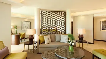 ROYAL PALM BEACHCOMBER LUXURY