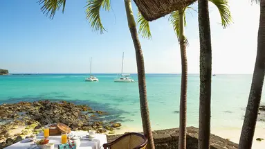 ROYAL PALM BEACHCOMBER LUXURY