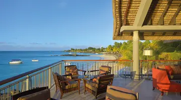 ROYAL PALM BEACHCOMBER LUXURY