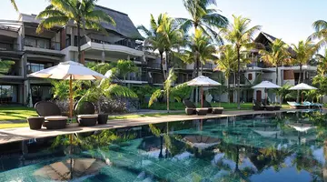 ROYAL PALM BEACHCOMBER LUXURY