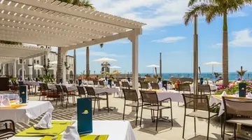 Royal Palm Resort & Spa