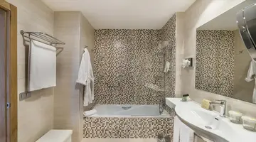 Royal Palm Resort & Spa