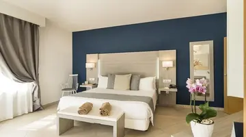 Royal Palm Resort & Spa