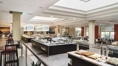 Royal Palm Resort & Spa