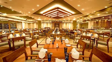 Royal Palms Beach Hotel