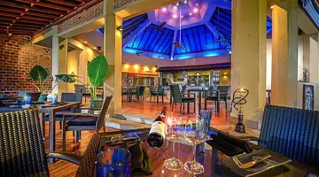 Royal Palms Beach Hotel