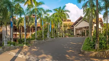 Royal Palms Beach