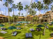 Royal Palms Beach
