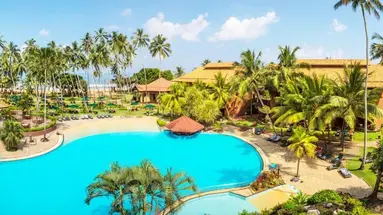 Royal Palms Beach
