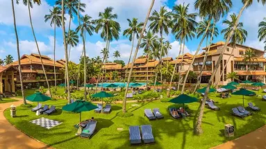 Royal Palms Beach