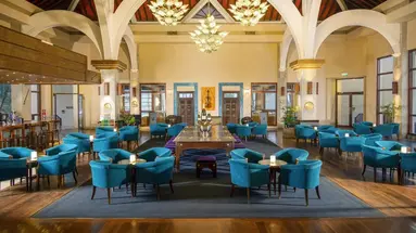 Royal Palms Beach