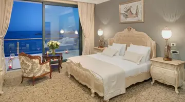 Royal Princess Hotel
