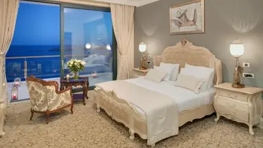 Royal Princess Hotel