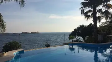Royal Princess Hotel