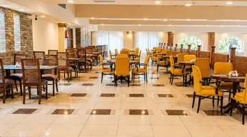 Royal Regency Club