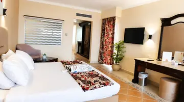 ROYAL REGENCY CLUB