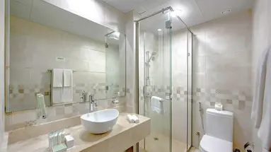 Royal Regency Suites Dubai Marina