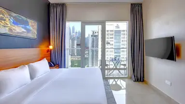 Royal Regency Suites Dubai Marina