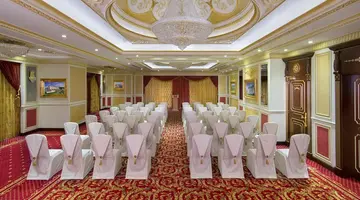 Royal Rose Abu Dhabi, a Curio Collection by Hilton
