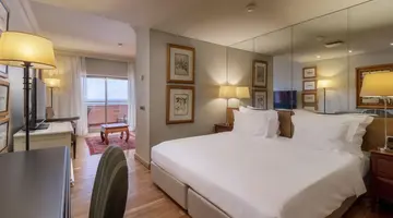 Royal Savoy Hotel