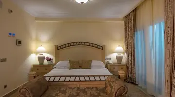 ROYAL SAVOY