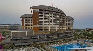 Royal Seginus Hotel