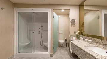 ROYAL SEGINUS HOTEL