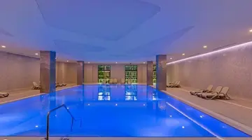 ROYAL SEGINUS HOTEL