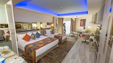 Royal Seginus Hotel