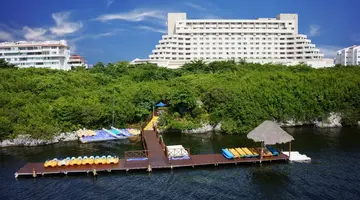 Royal Solaris Cancun Resort