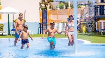 Royal Son Bou Family Club