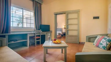 Royal Suite Hotel