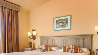 Royal Suite Hotel
