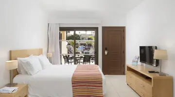 Royal Sunset Beach Club