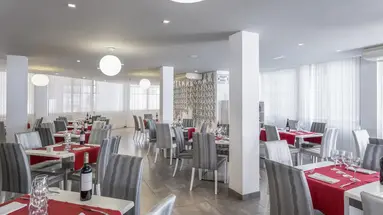 Royal Sunset Beach Club