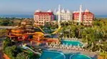 Royal Taj Mahal Hotel