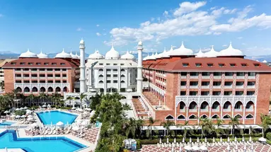 Royal Taj Mahal Hotel